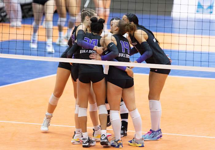 Fayetteville-Conway Volleyball Final__00048